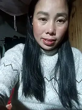 Chloe-ee on StripChat