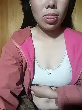 Chloe-ee on StripChat