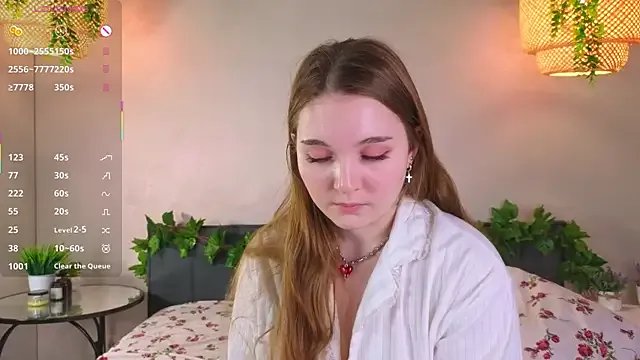 ConstanceHelms on StripChat