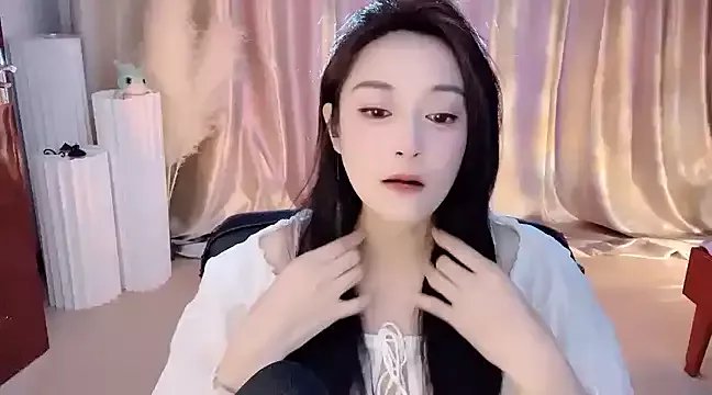 Daisy-77 on StripChat