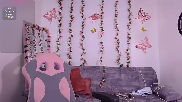 Danagh_ on StripChat