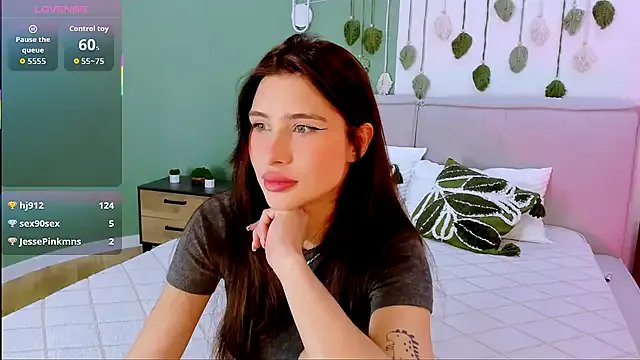 Danielle_Eddwards on StripChat