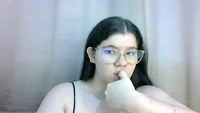 Danzel1105 on StripChat