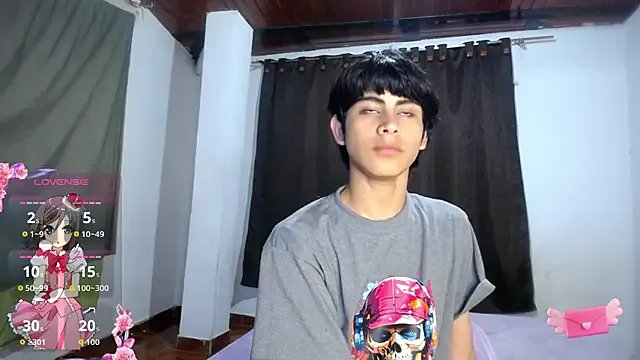 DaraKat18 on StripChat