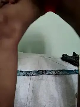 Desi_Bhabi_01 on StripChat