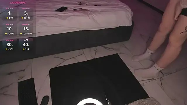 Devil_Minds — big squirt ?