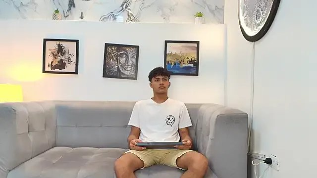 DIAMOND_BLACKS — Freechat on StripChat