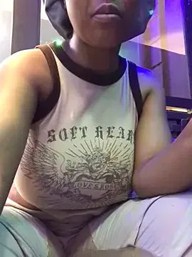 Doja_Peach on StripChat