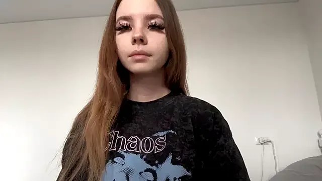 EhtelBiondi on StripChat