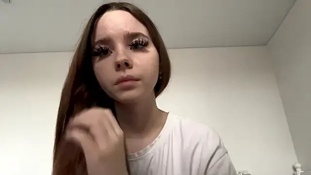 EhtelBiondi on StripChat