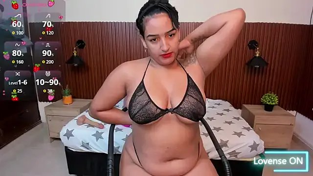 ElectraRose_ on StripChat