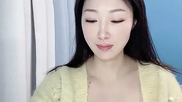 ella55-- on StripChat