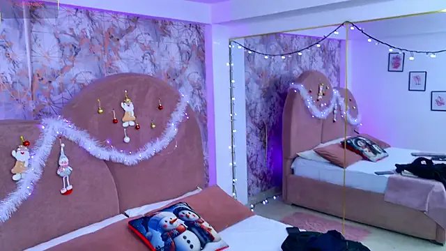 Emaa_Vega on StripChat