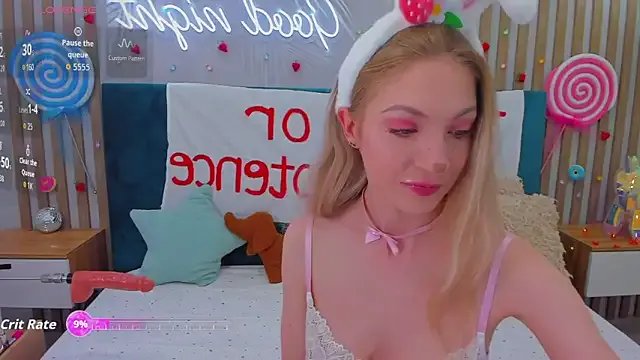 Emilly_Hart on StripChat