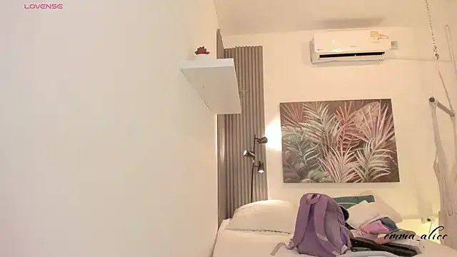 emma_alice_ on StripChat