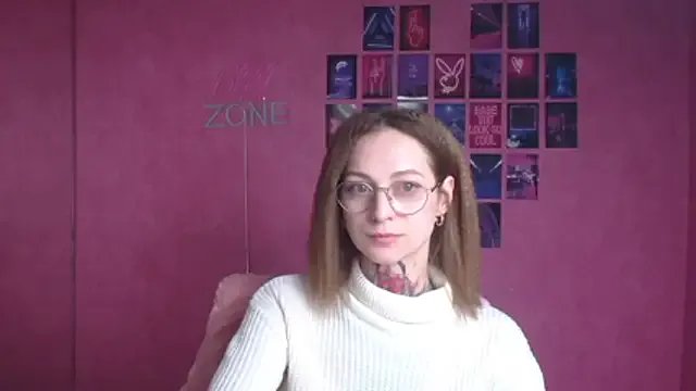 Esmi_Winter — yoga stretching