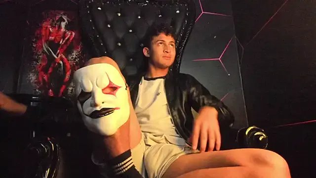 Ethan_Waalker on StripChat