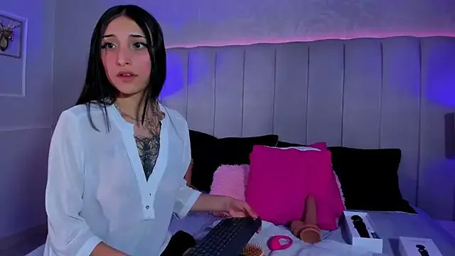 Evabellee — DP with my fingers and cum anal show 