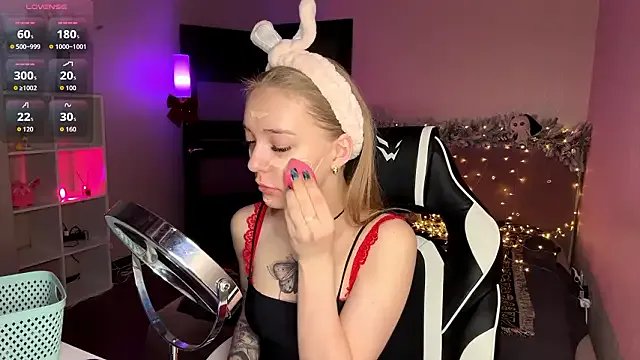 EvaPeace on StripChat