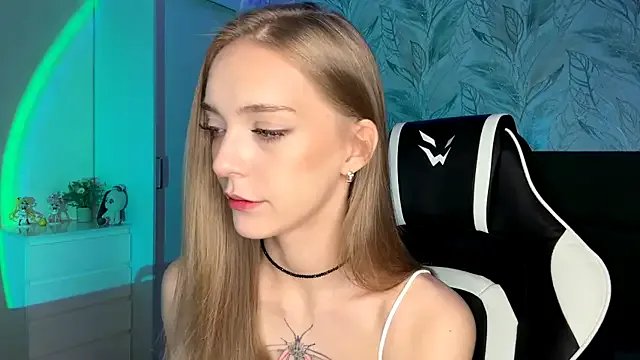 EvaPeace on StripChat