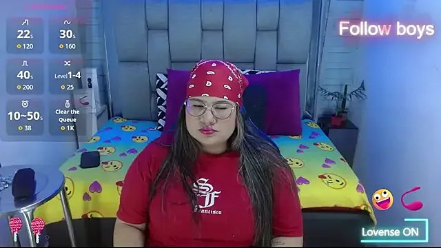 evelin_zaens on StripChat