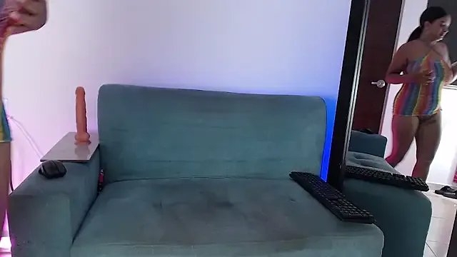 evelinmartinez on StripChat