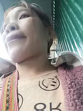 Evelyn-n on StripChat