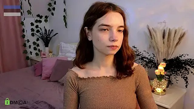 Evi_Brook on StripChat