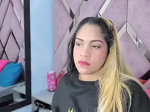 Faehlis__ on StripChat