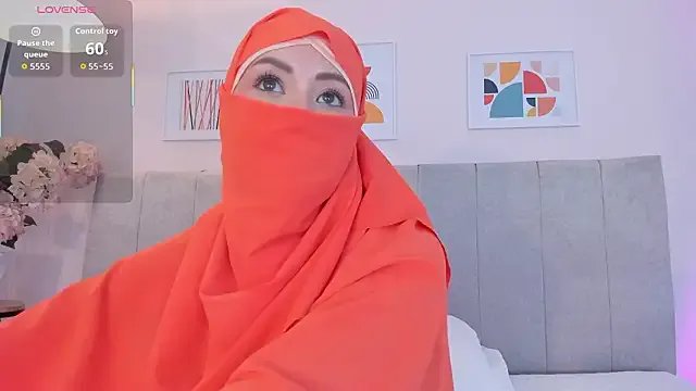 fatiima_ — Show tits + bounce + pinch nipples