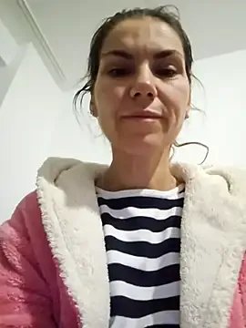 FeliciaKrige on StripChat
