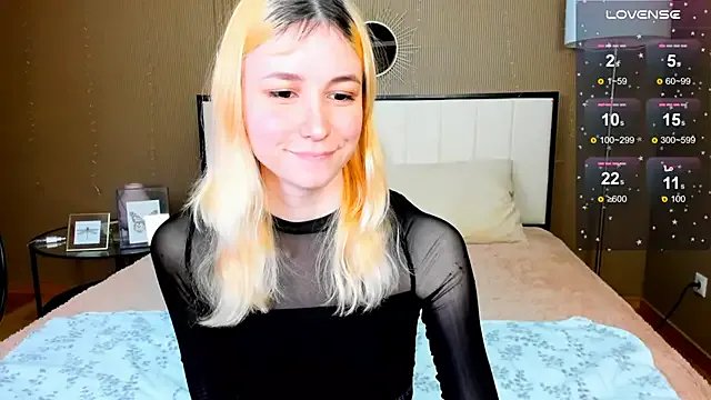 fleximona on StripChat