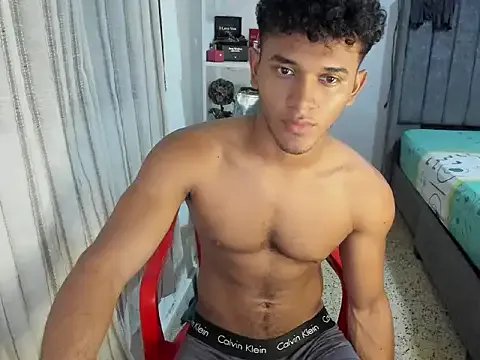 Fox2evans on StripChat