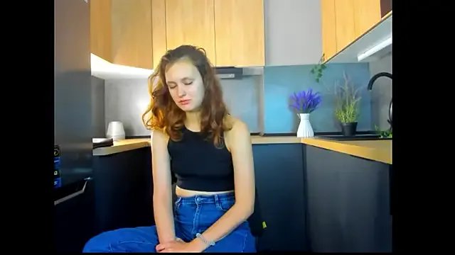 FoxFever on StripChat