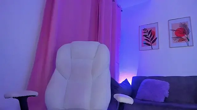 gaaby_foxx on StripChat