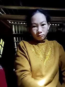 gio-thu on StripChat