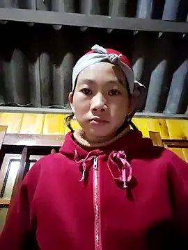 gio-thu on StripChat