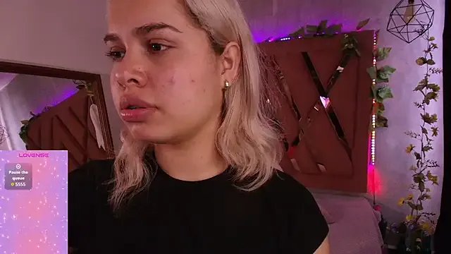 Haelycute on StripChat