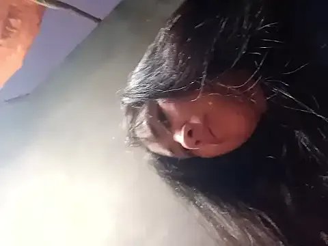 Him_MountainGirl on StripChat