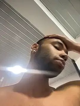 Hot2gether69 on StripChat