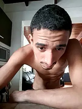 ikaro21 on StripChat