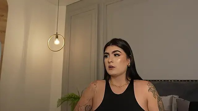 IrisBaker on StripChat