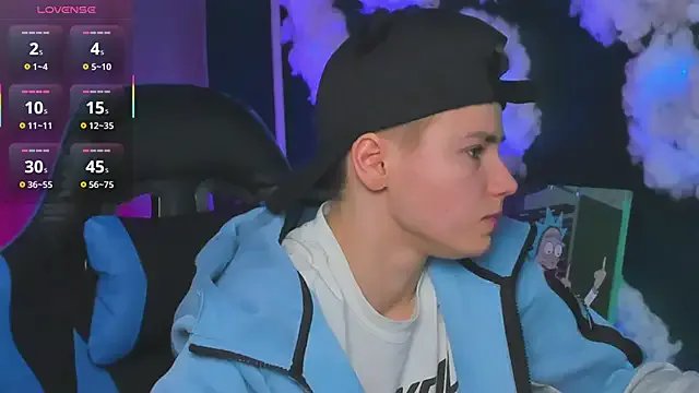 Jean_Wilsons on StripChat