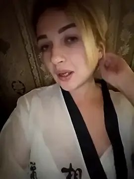 KateCrystal7 on StripChat