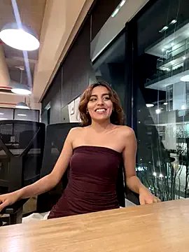 Katee_Jones on StripChat