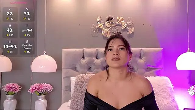 kendalFox_ on StripChat