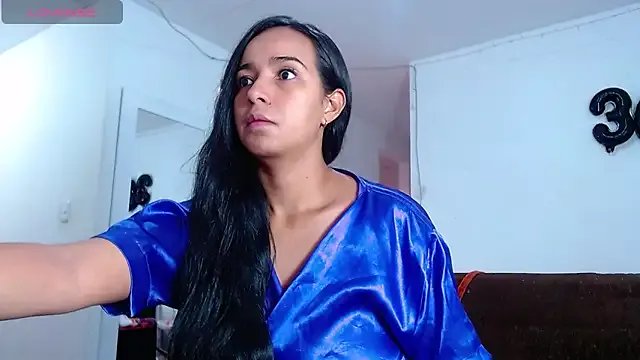 Kendall_honea on StripChat