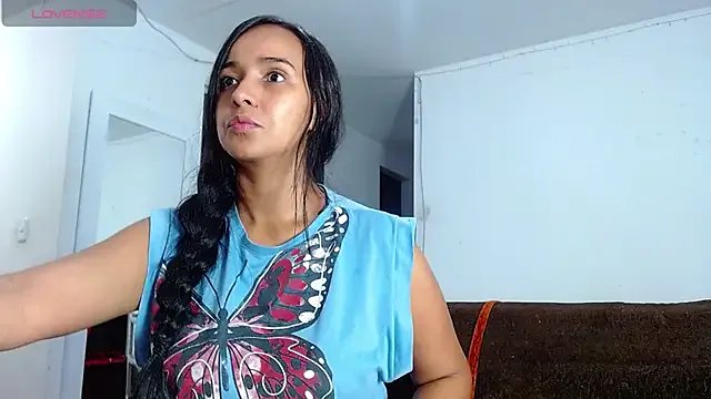 Kendall_honea on StripChat