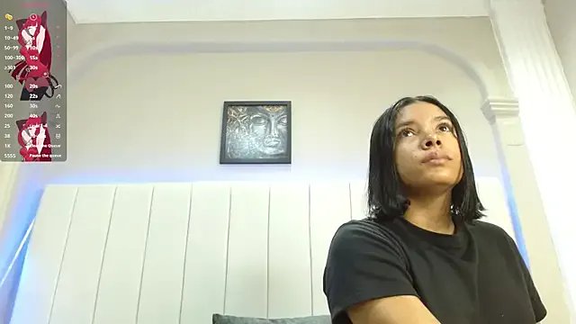 kendra_lux1 on StripChat