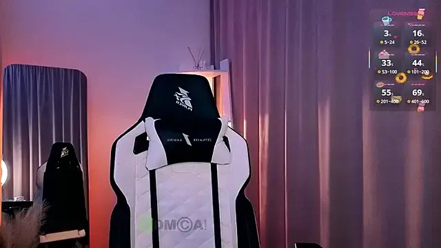 lady_curls on StripChat